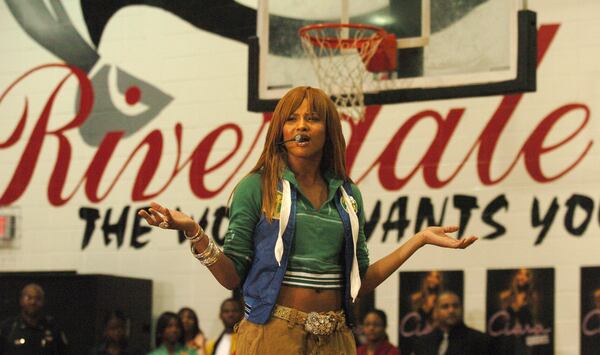 Atlanta R&B singer Ciara performs at Riverdale High School in 2005. (JOHNNY CRAWFORD/AJC staff)