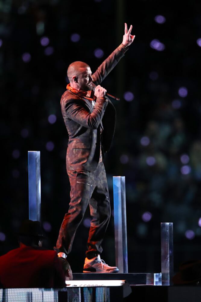 Photos: Justin Timberlake performs at Super Bowl 2018 Halftime