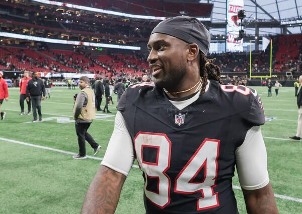 Atlanta Falcons running back Cordarrelle Patterson (84) leaves the field after winning a NFL football game between the Atlanta Falcons and the New Orleans Saints 24-15 in Atlanta on Sunday, Nov. 26, 2023.   (Bob Andres for the Atlanta Journal Constitution)