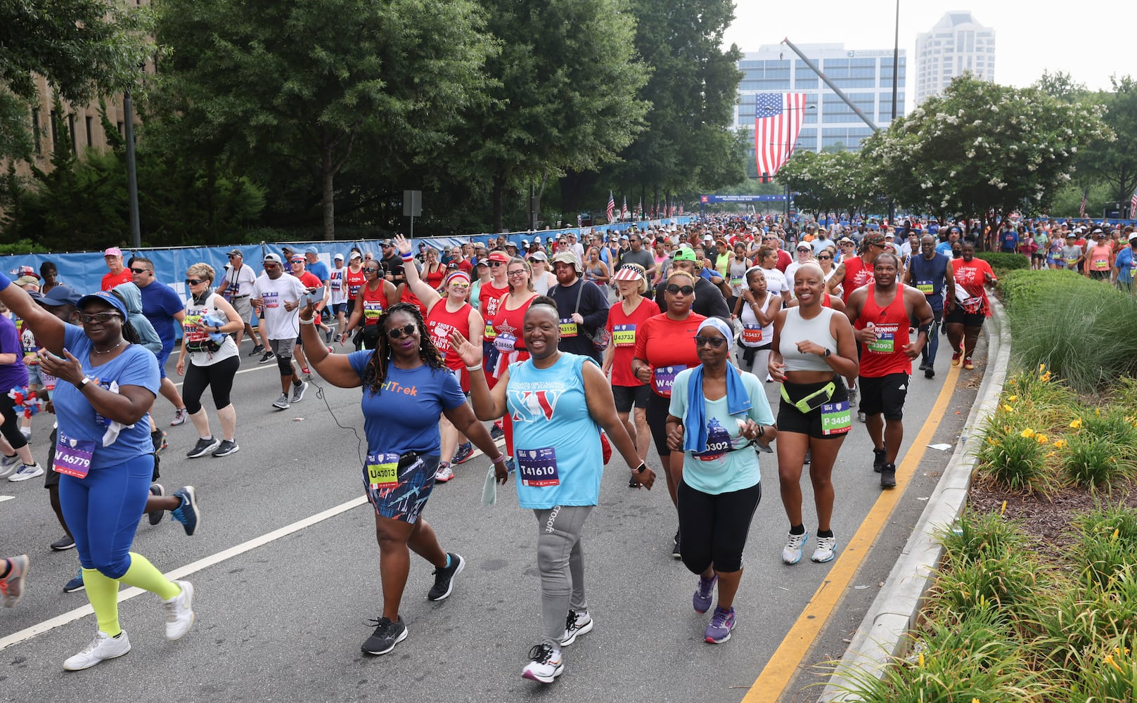 Runners in the 53rd running of the Atlanta Journal-Constitution Peachtree Road Race in Atlanta on Monday, July 4, 2022. (Jason Getz / Jason.Getz@ajc.com)