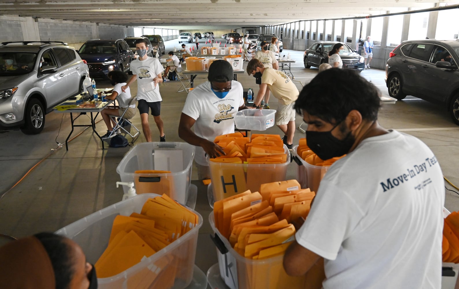 New Georgia Tech students move in