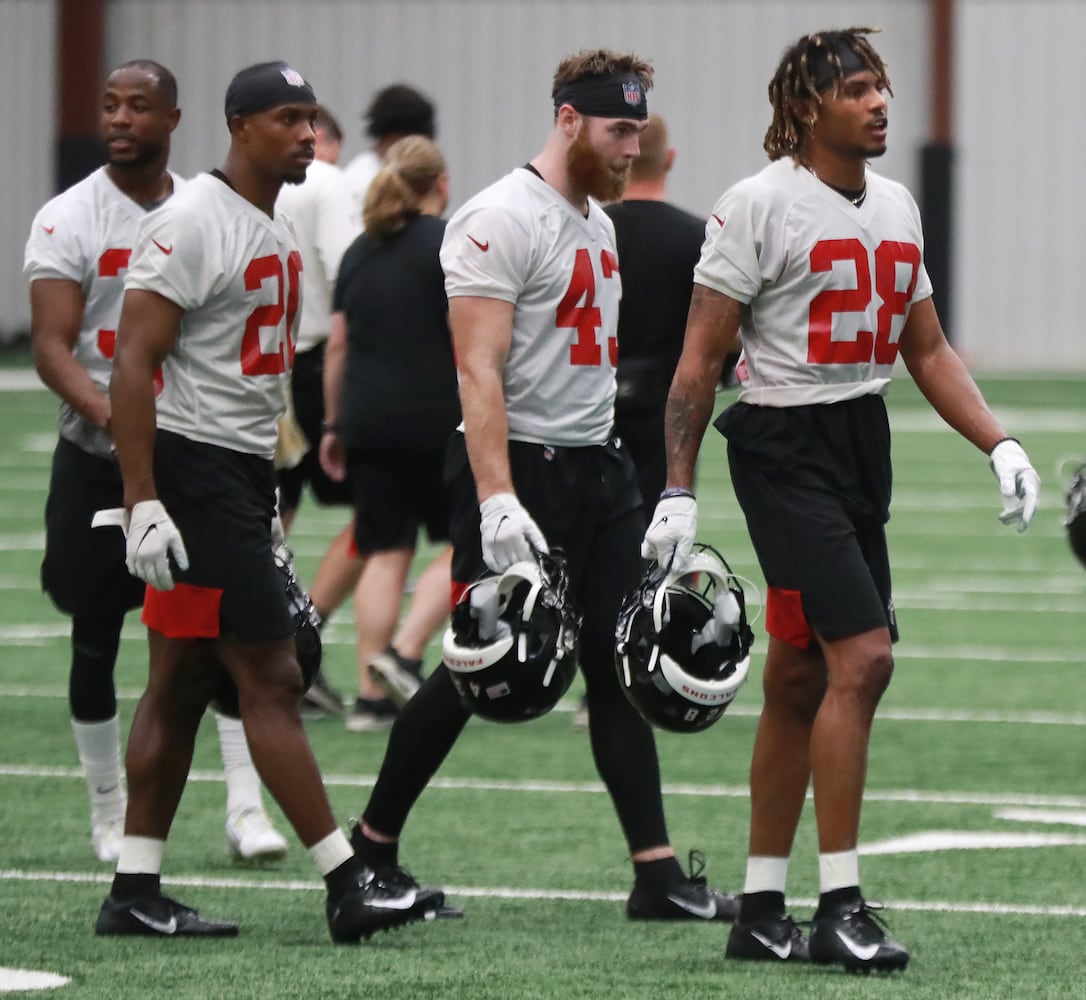 Photos: Mini-camp continues for Falcons rookies