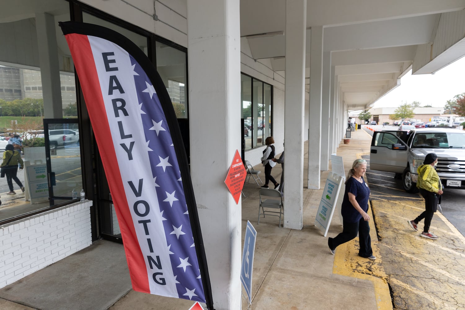 PHOTOS: Final day of early voting in metro Atlanta
