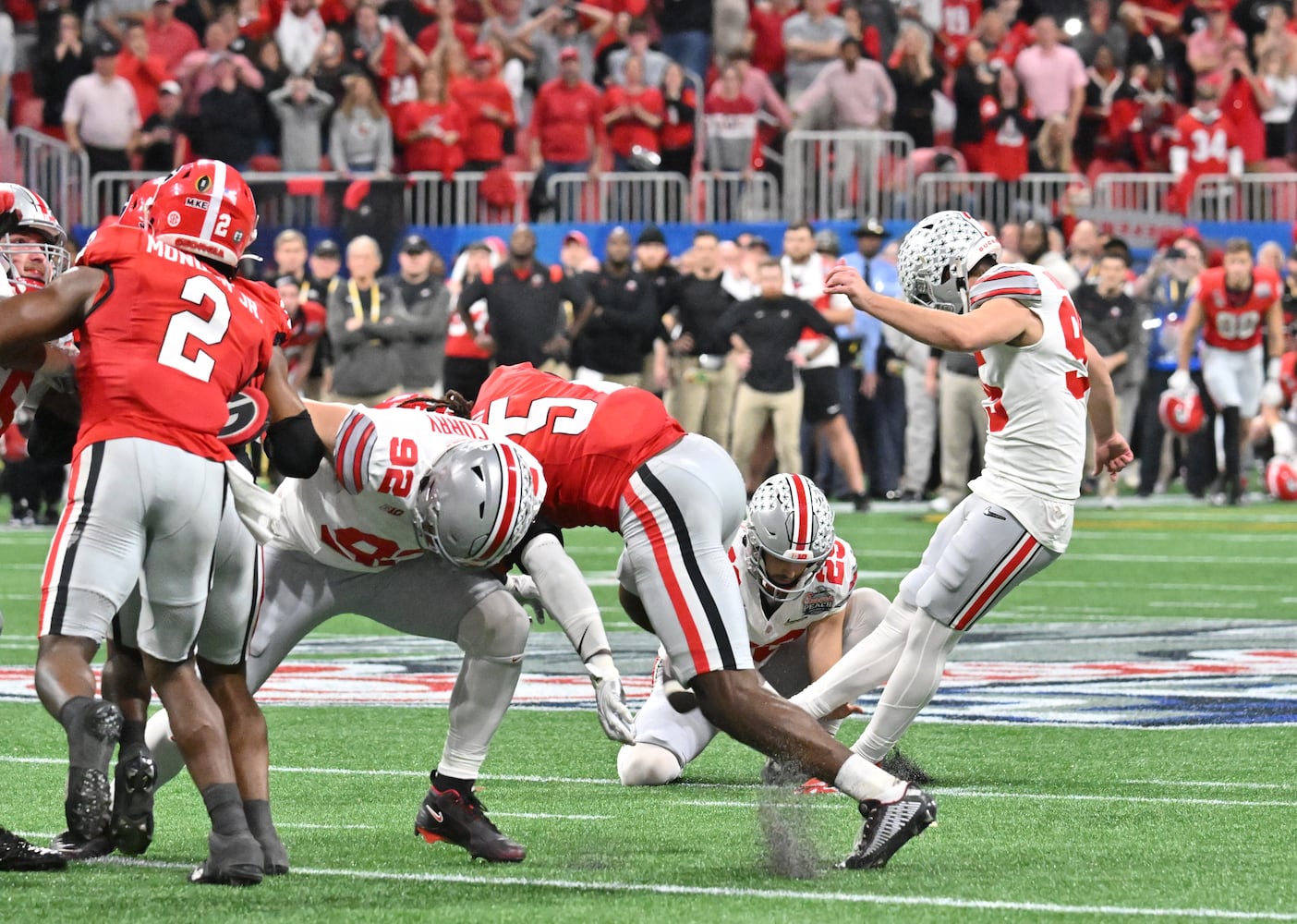 Peach Bowl photos