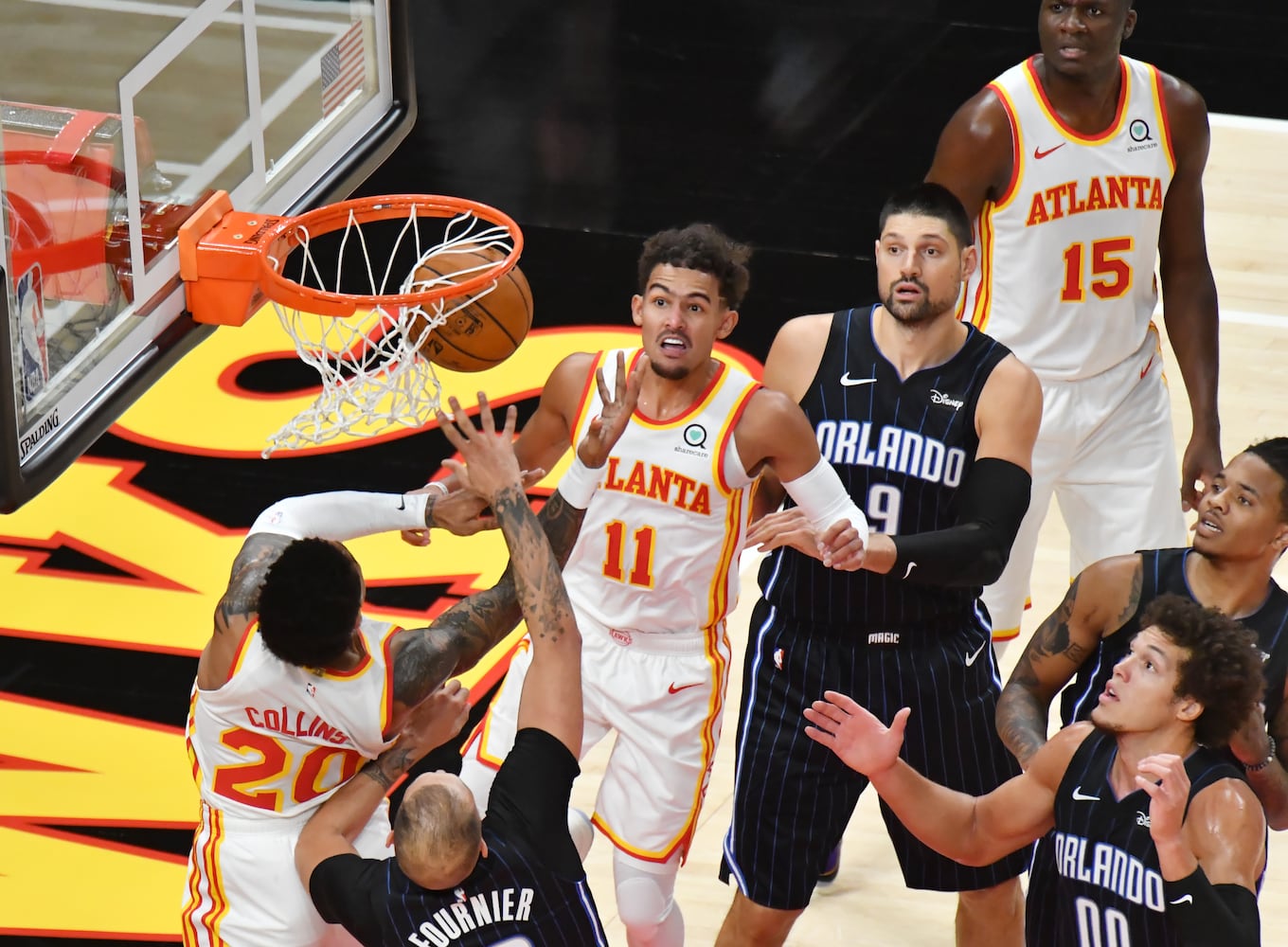 Hawks-Magic exhibition photo