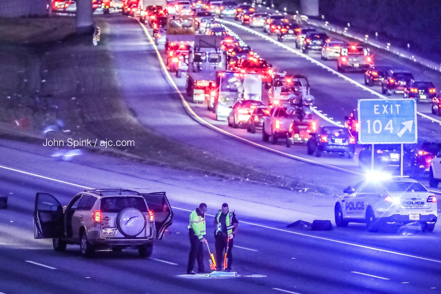 Deadly pedestrian crash on I-85 in Gwinnett County