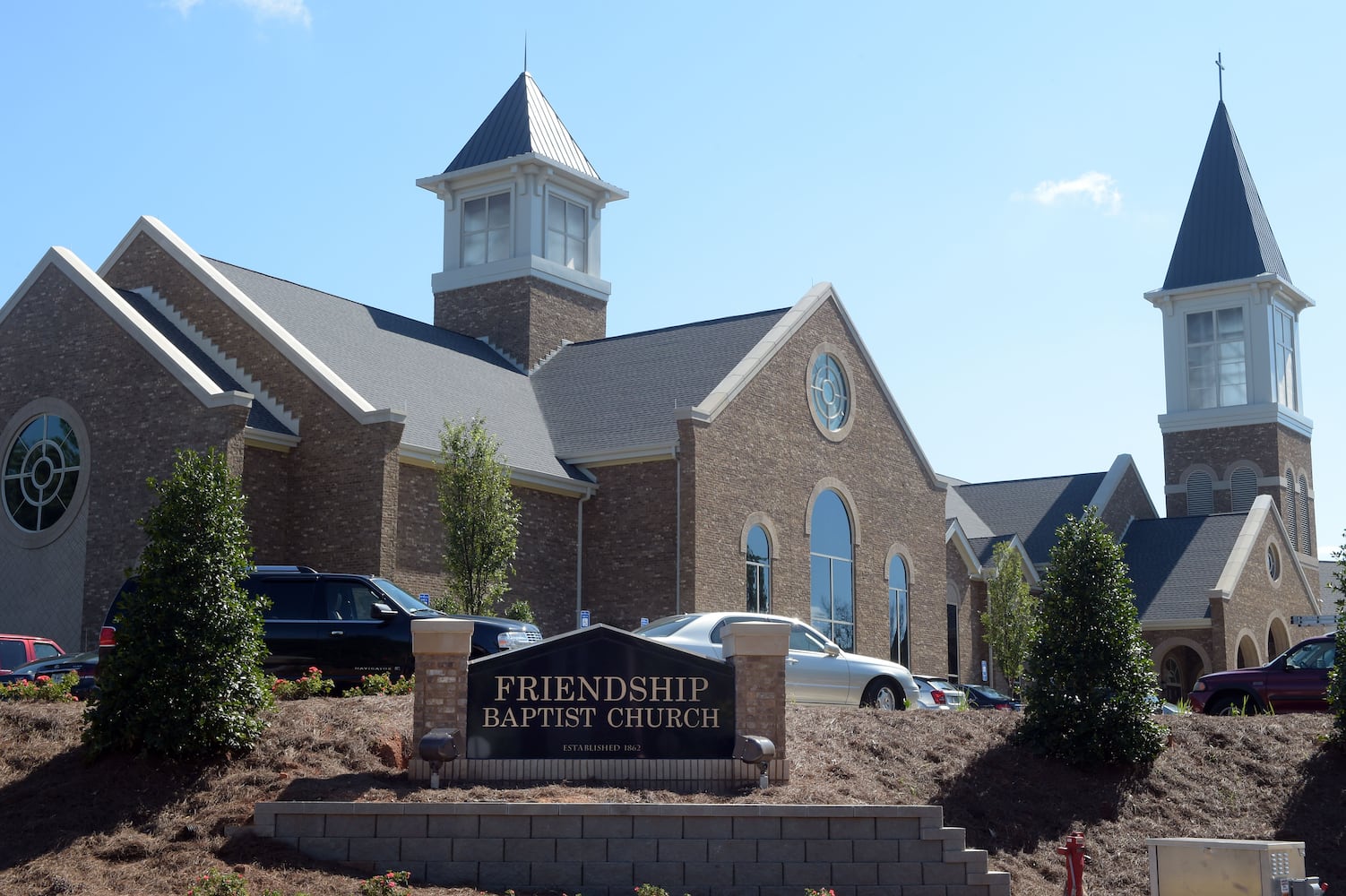 Friendship Baptist Church holds first service in new space