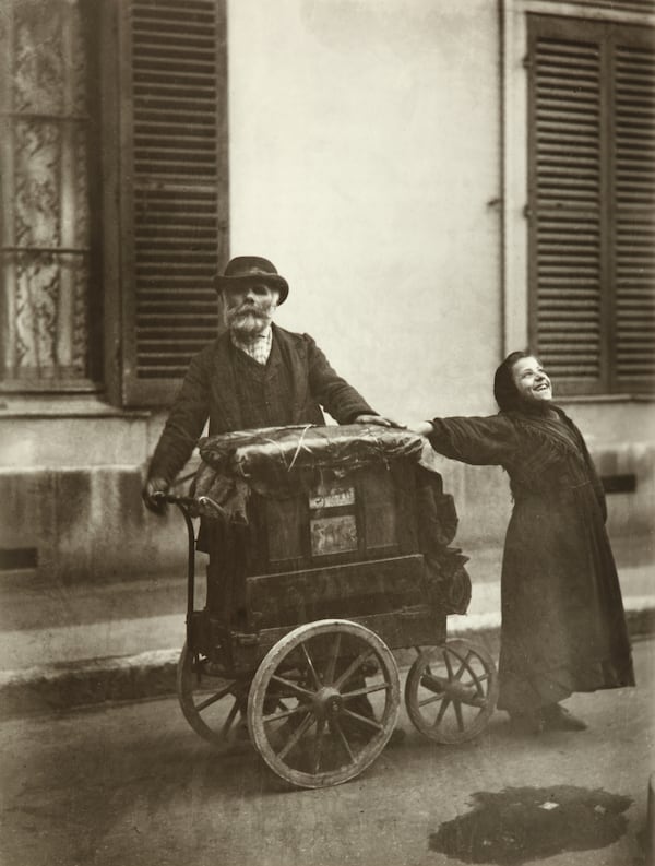 Eugène Atget's "Street Musicians"
(1898-1899). Photo: Courtesy of High Museum