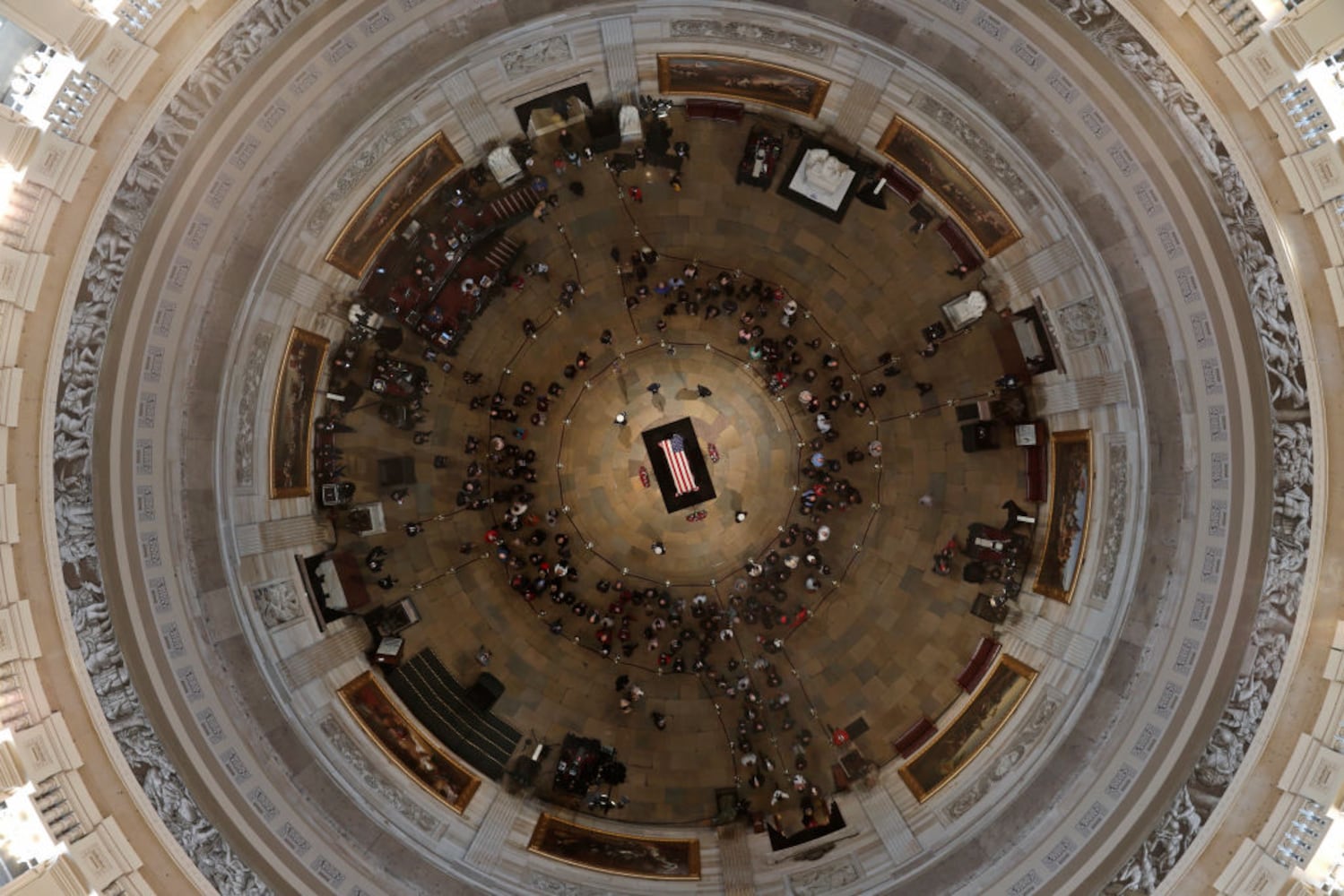 Photos: Family, friends, colleagues pay final respects to George H.W. Bush