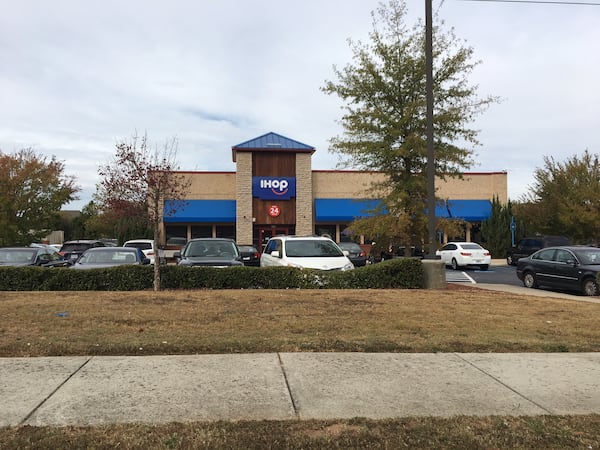 Recent and current construction on Scenic Highway in Snellville and Lawrenceville has included a new Cook Out restaurant, an upcoming Cracker Barrel and a soon-to-open dine-in movie theater. TYLER ESTEP / TYLER.ESTEP@COXINC.COM