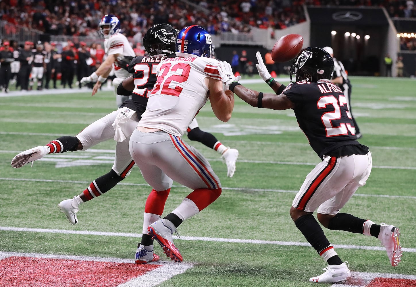 Photos: Falcons down Giants on Monday Night Football