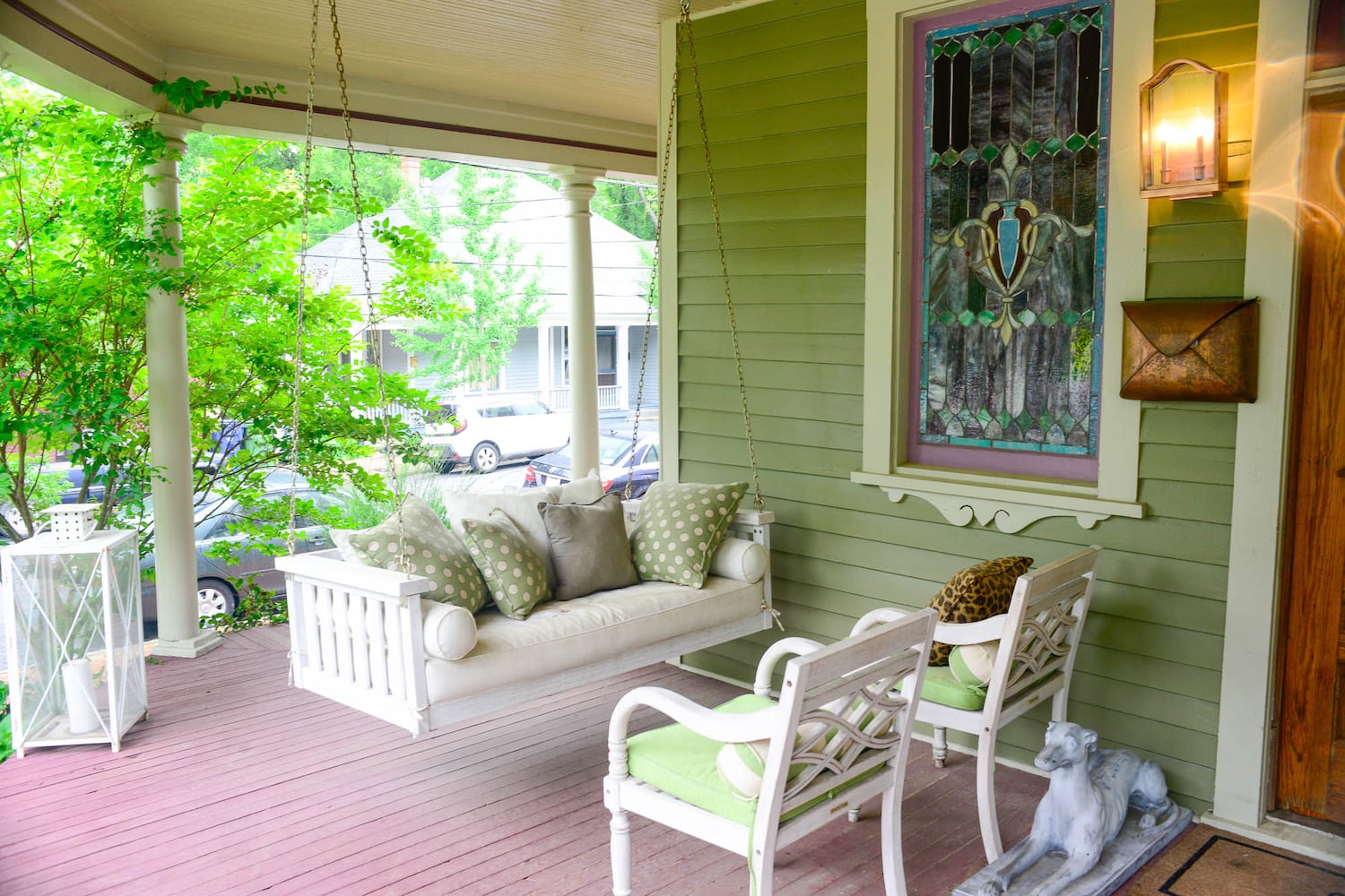 Grant Park Victorian tour home showcases ‘soft masculine’ style