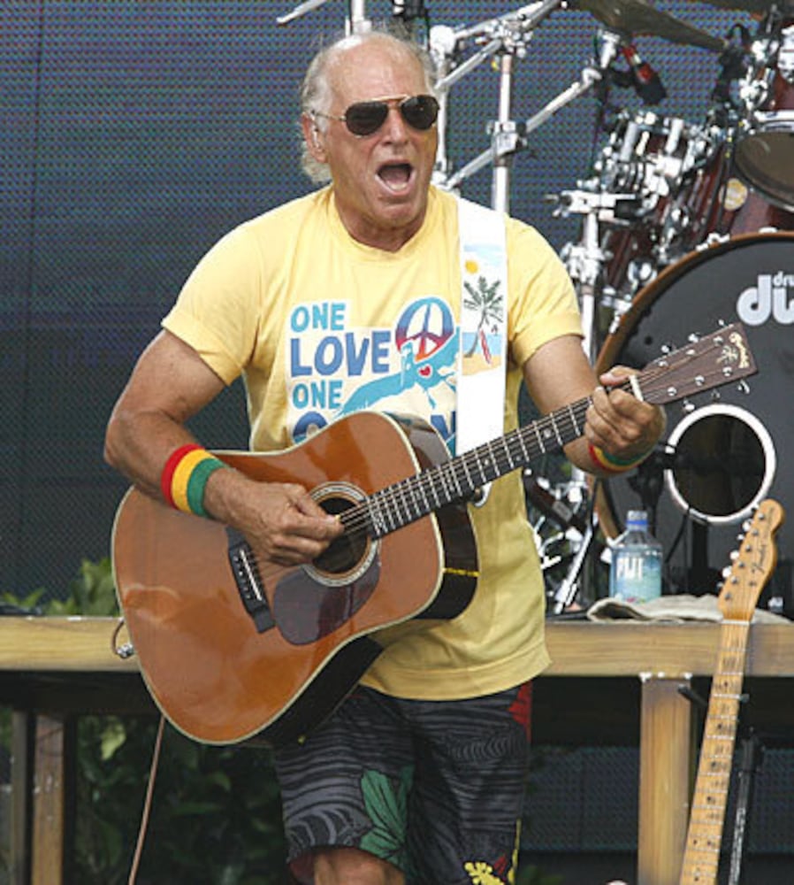 Jimmy Buffett concert benefits the Gulf