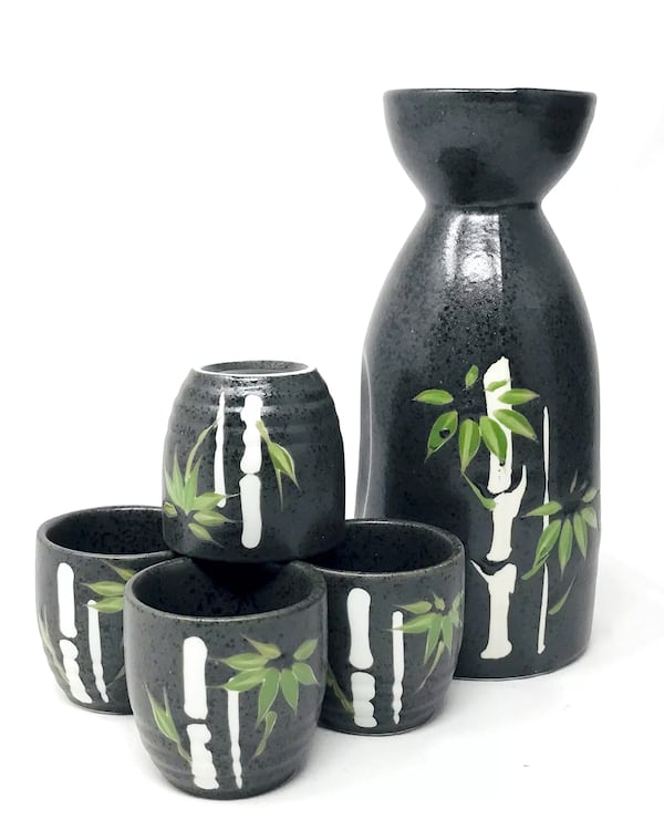 Sake set from Utsuwa-No-Yakata. (Utsuwa-No-Yakata/TNS)