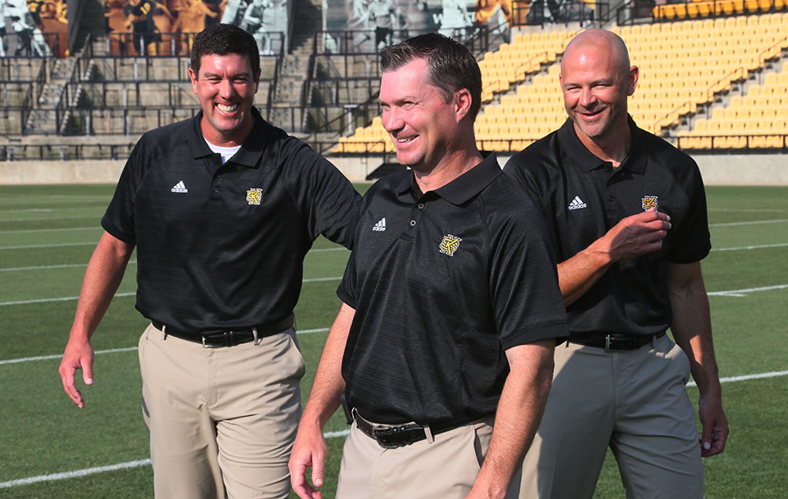 Owls' college football team debuts in 2015