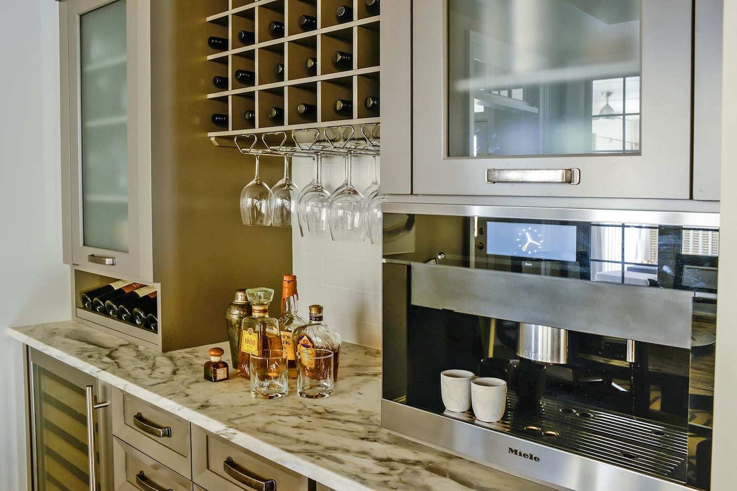 Modern design influences kitchen redo on Junior League tour