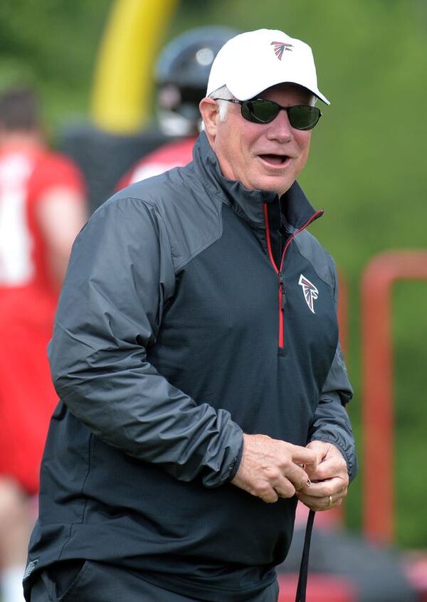 Former Falcons coach Mike Smith is Tampa Bay's new defensive coordinator. Here shown during his days with the Falcons. defensive lines. (HYOSUB SHIN / AJC)