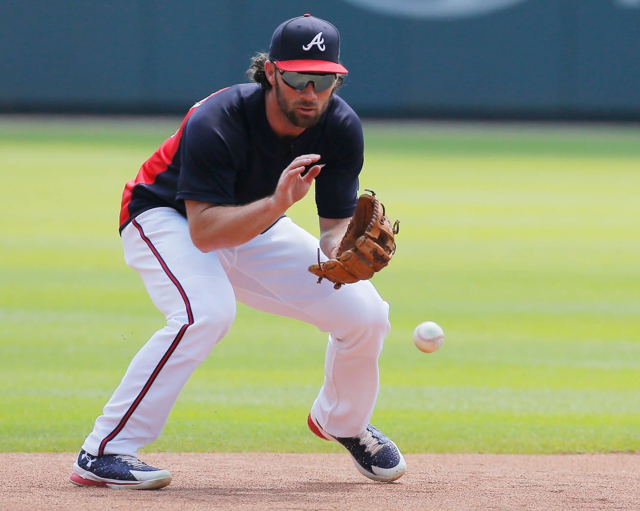 Photos: Braves get in some practice before the playoffs