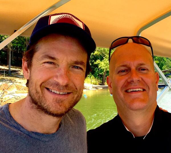 Jason Bateman and Cherokee County Sheriffs Lt. Jay Baker.