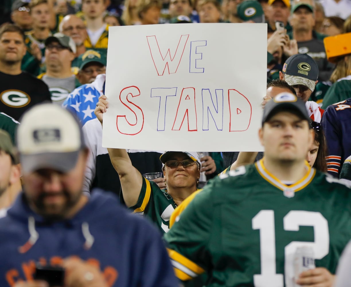 How  Packers, Bears handled national anthem