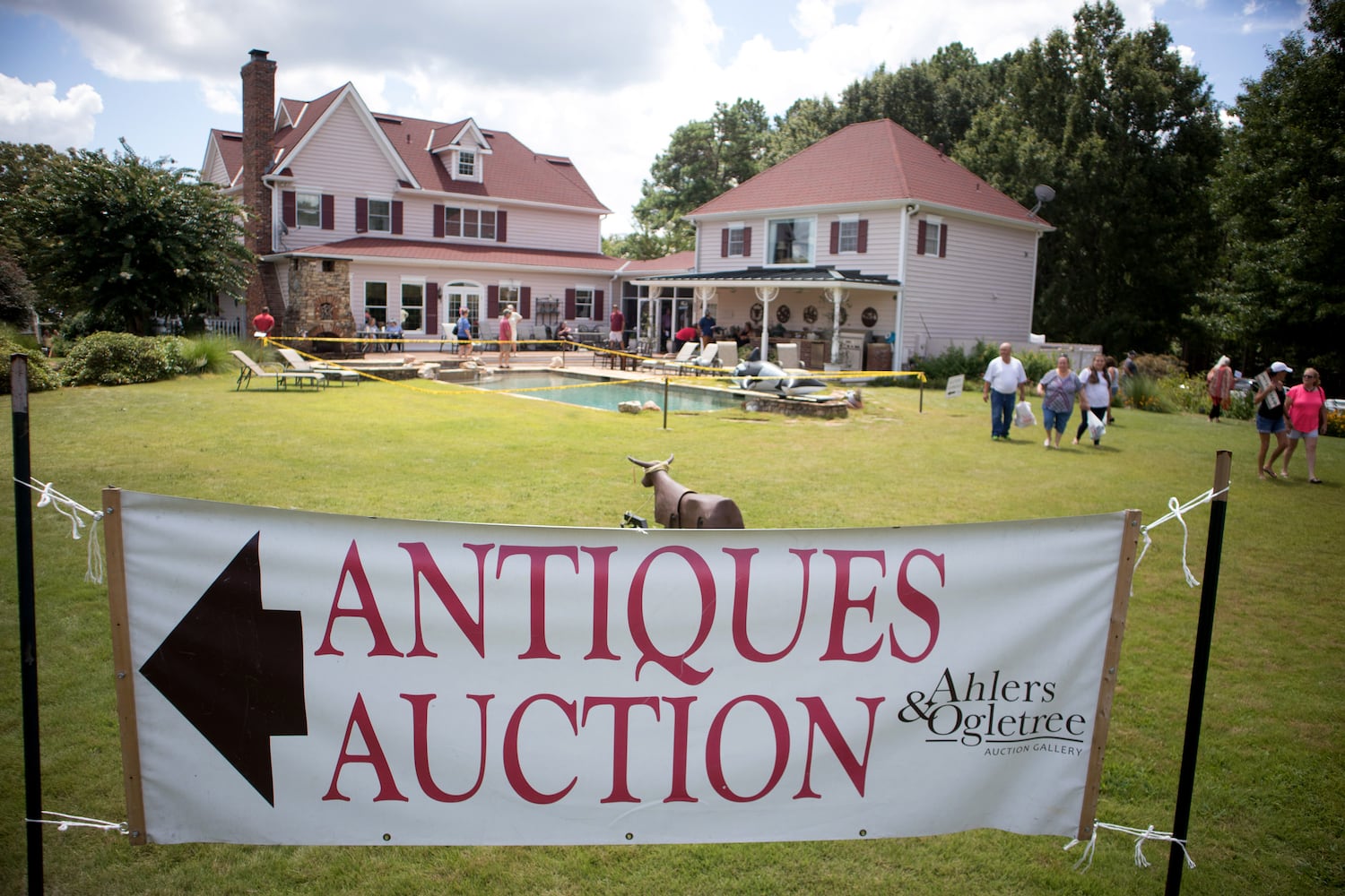 PHOTOS: McIver Auction