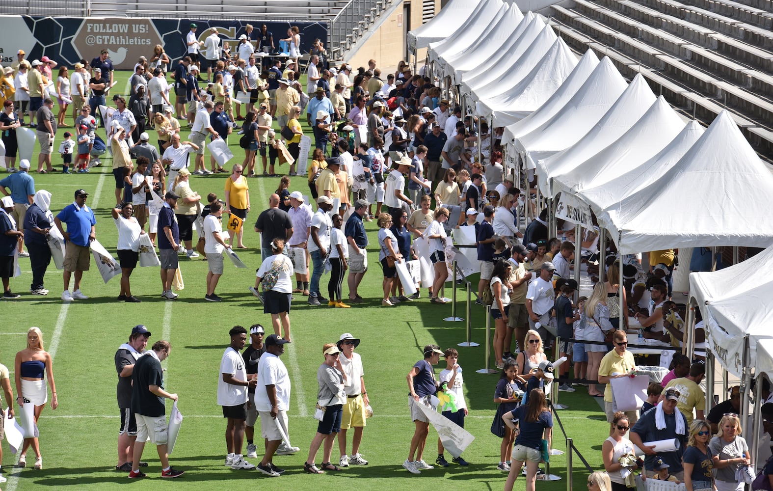 Photos: Fan day at Georgia Tech