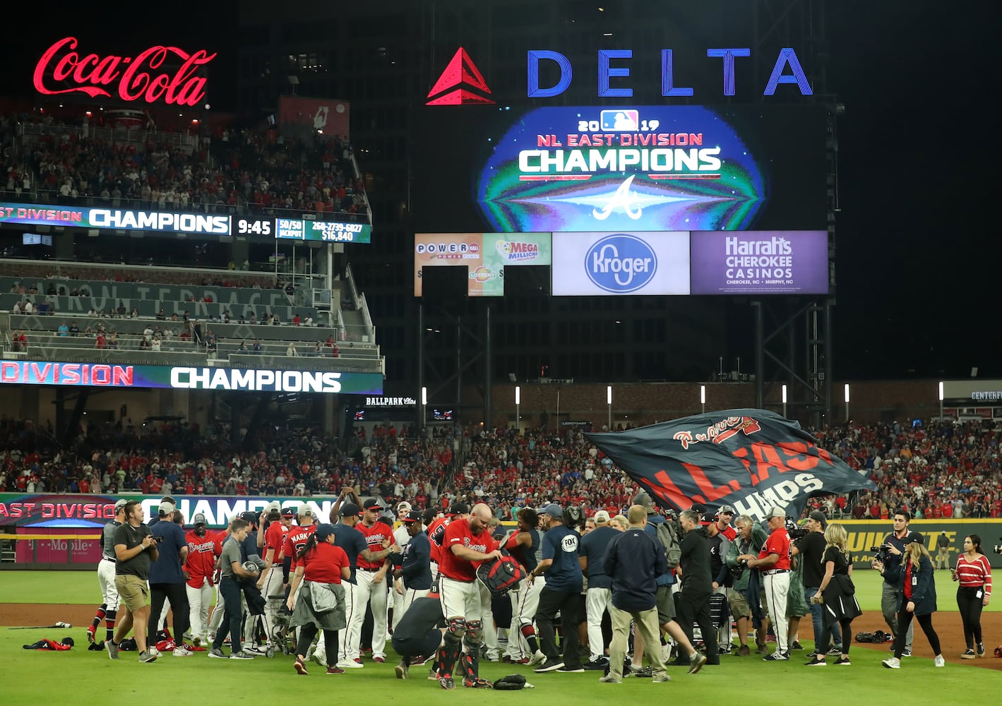 Braves win fifth straight NL East title