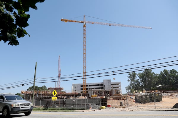 062222 Atlanta: The mixed-use development Bryn House, by the Allen Morris Company, is shown under construction on North Druid Hills in DeKalb County Wednesday, June 22, 2022, in Atlanta. (Jason Getz / Jason.Getz@ajc.com)