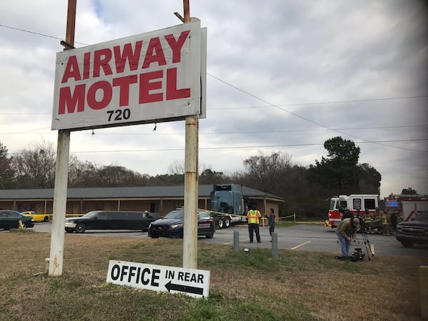 The incident happened at the Airway Motel in the 700 block of Fulton Industrial Boulevard. (Photo: Channel 2 Action News)