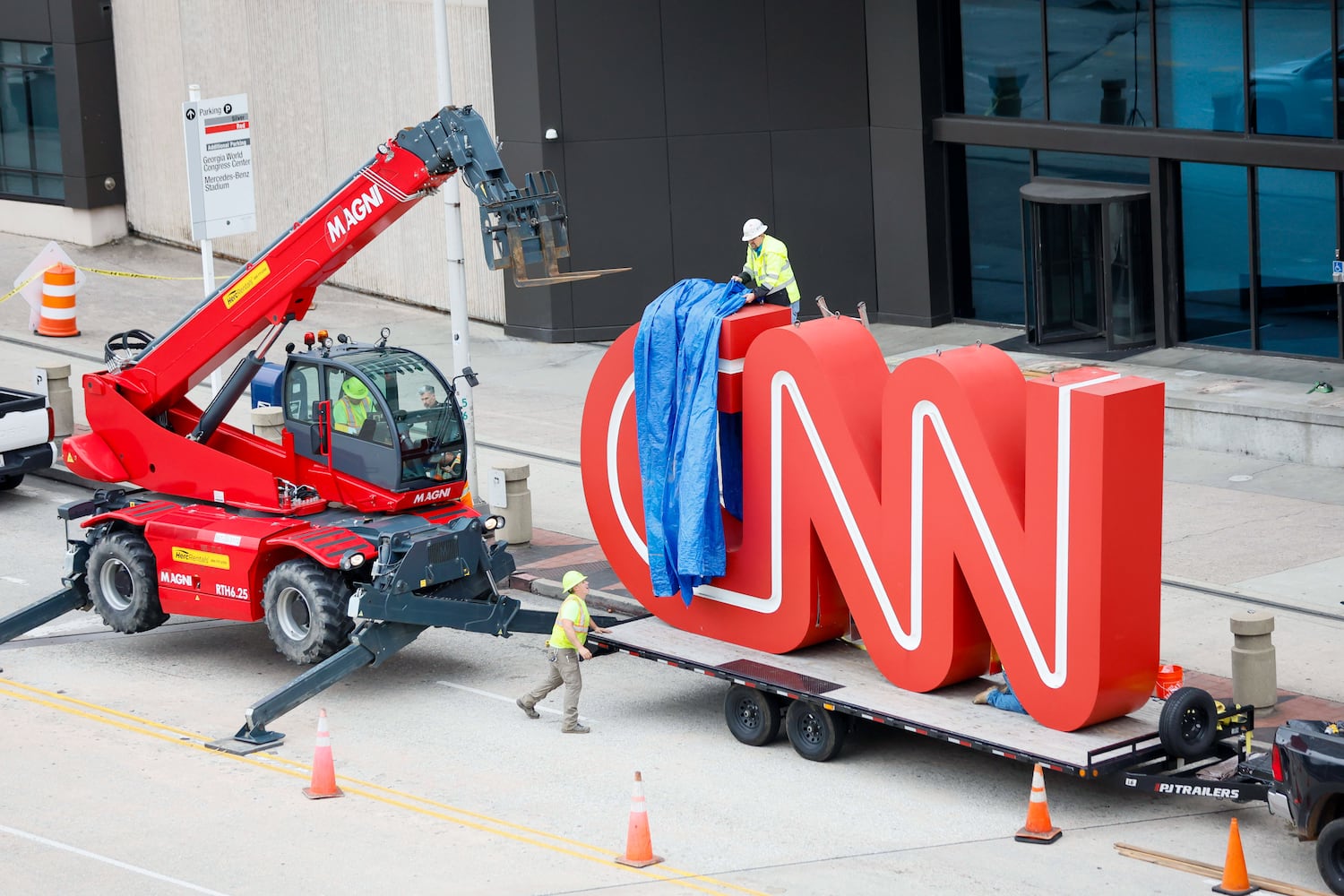 CNN signs removed