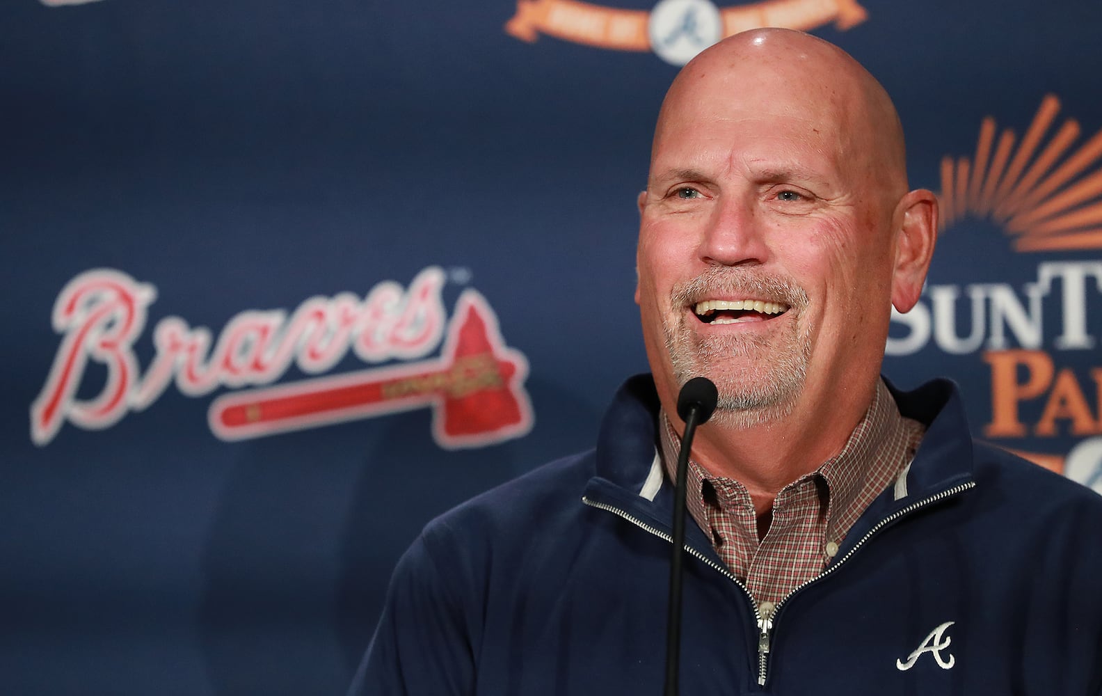 Photos: Braves’ Snitker recognized as NL’s best manager