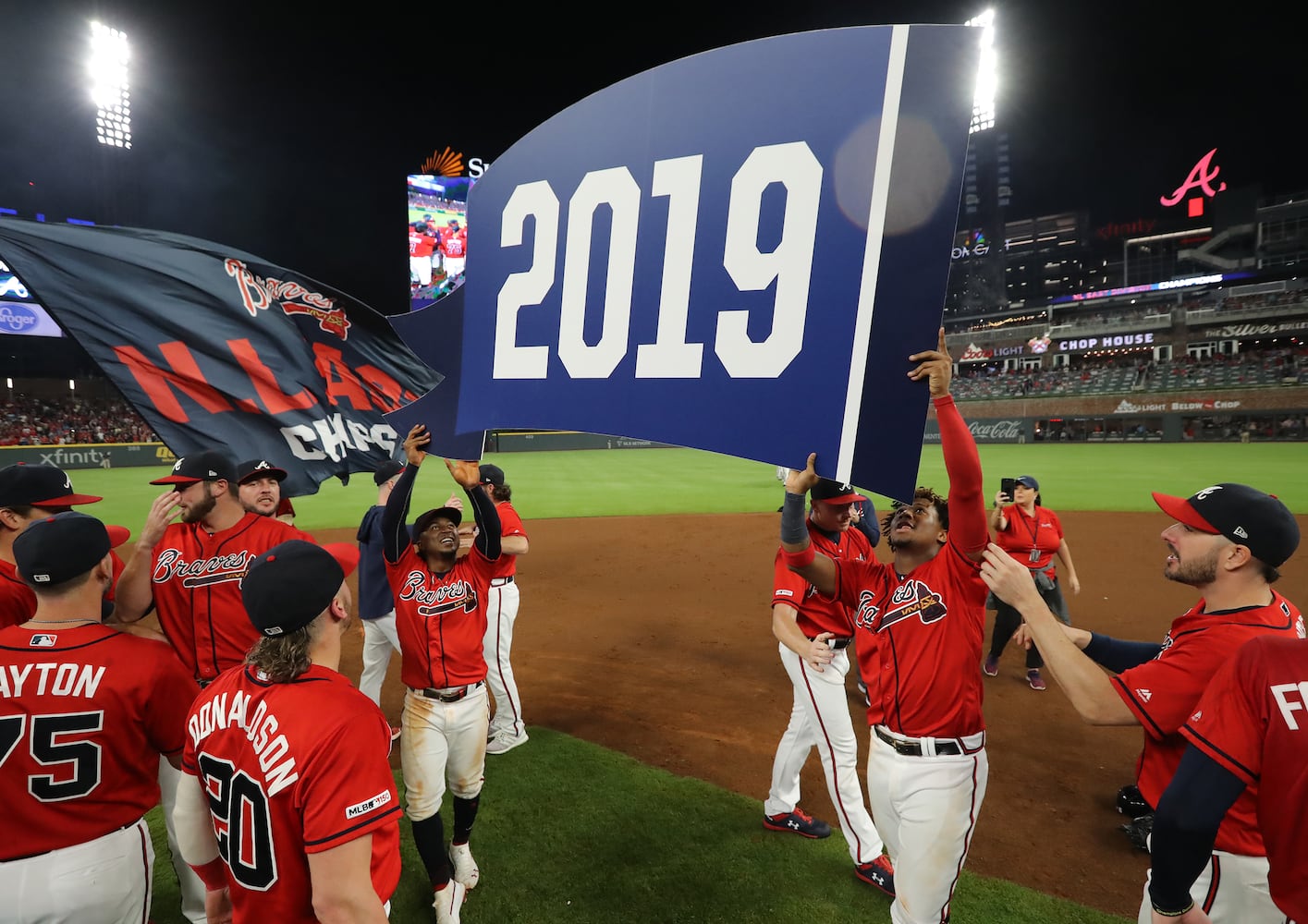 Photos: Braves beat Giants, win East title