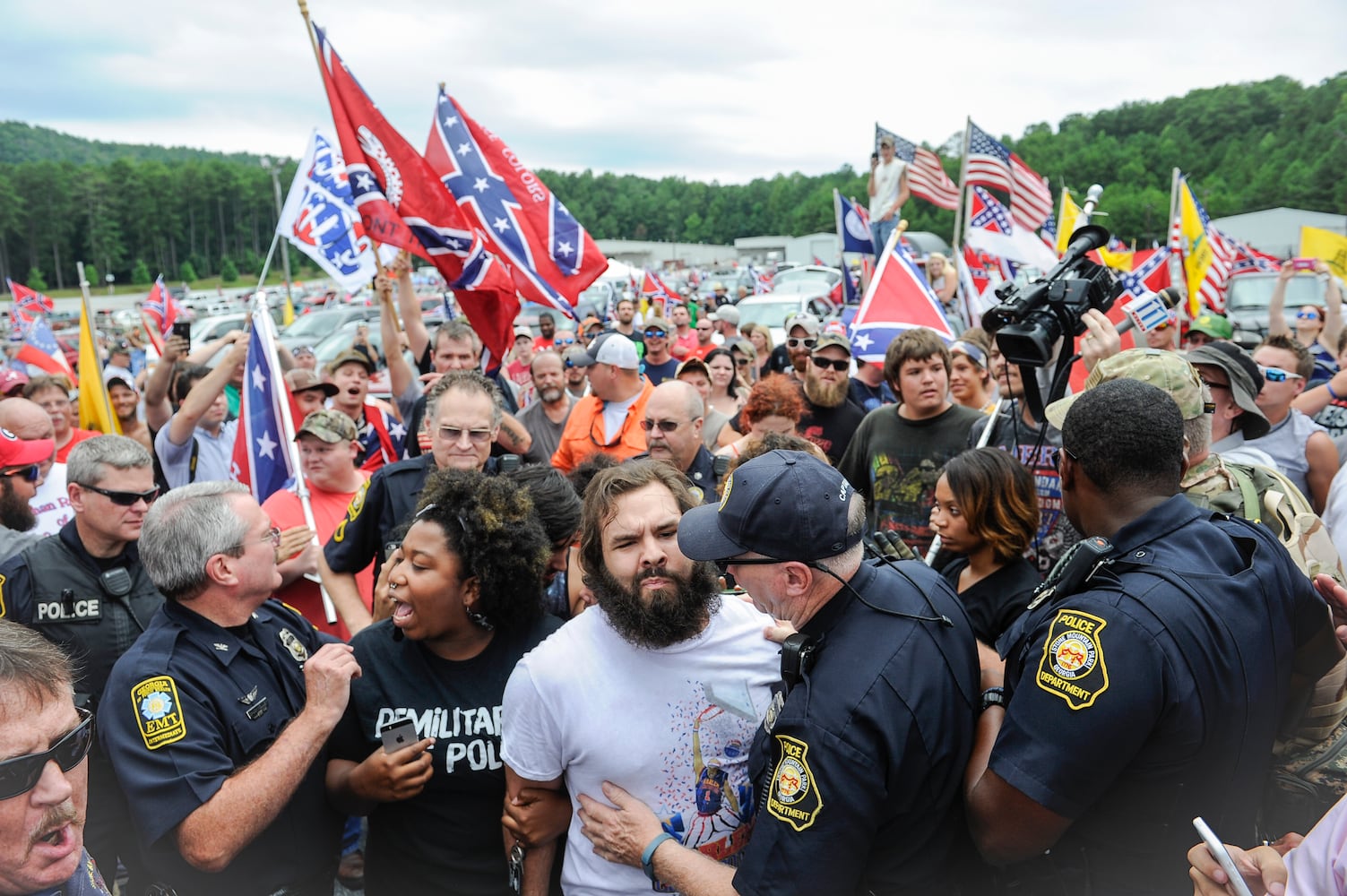 Confederate flag rally