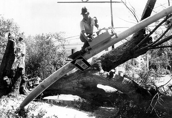 Title Fallen traffic lights and trees block roads in Savannah after Hurricane David passes through, 1979 Identifier AJCP215-006d Date of original 1979-09-06 Decade 1970s Creator Atlanta Journal-Constitution Contributors Linn, Minla Description Printed on back: "Hurricane David. Big tree down E. Henry and Abercorn Streets cleanup crew attending. Minla Linn. September 6, 1979." Caption: "Cleanup operations begin in wake of Hurrican David Wednesday in downtown Savannah." Subject Hurricane damage Hurricanes Construction workers Subject (names) Hurricane David (1979) Location depicted Savannah (Ga.) Chatham County (Ga.) Collection Atlanta Journal-Constitution Photographic Archive Curatorial area Photographic Collections Digital publisher Georgia State University Library Rights information Copyright to items in this collection is owned by the Atlanta Journal-Constitution. Items may be used for scholarship, educational, and personal use. Additional uses will require permission of the rights holder. Citation AJCP215-006d, Atlanta Journal-Constitution Photographic Archives. Special Collections and Archives, Georgia State University Library. Source format black-and-white photographs Format image/jp2 Type Image