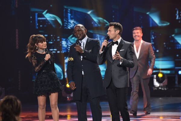 AMERICAN IDOL: Idol Judges Paula Abdul and Randy Jackson, and Host Ryan Seacrest during the AMERICAN IDOL Finale airing Thursday, April 7 (8:00-10:06 PM ET Live/PT tape-delayed) on FOX. © 2016 FOX Broadcasting Co. Cr: Ray Mickshaw/FOX