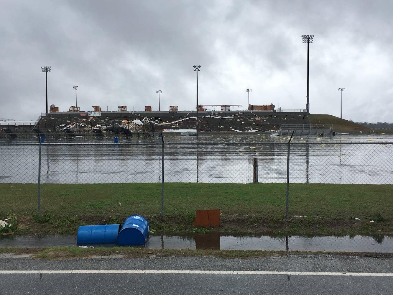 Strong storms  in Georgia cause deaths, devastation