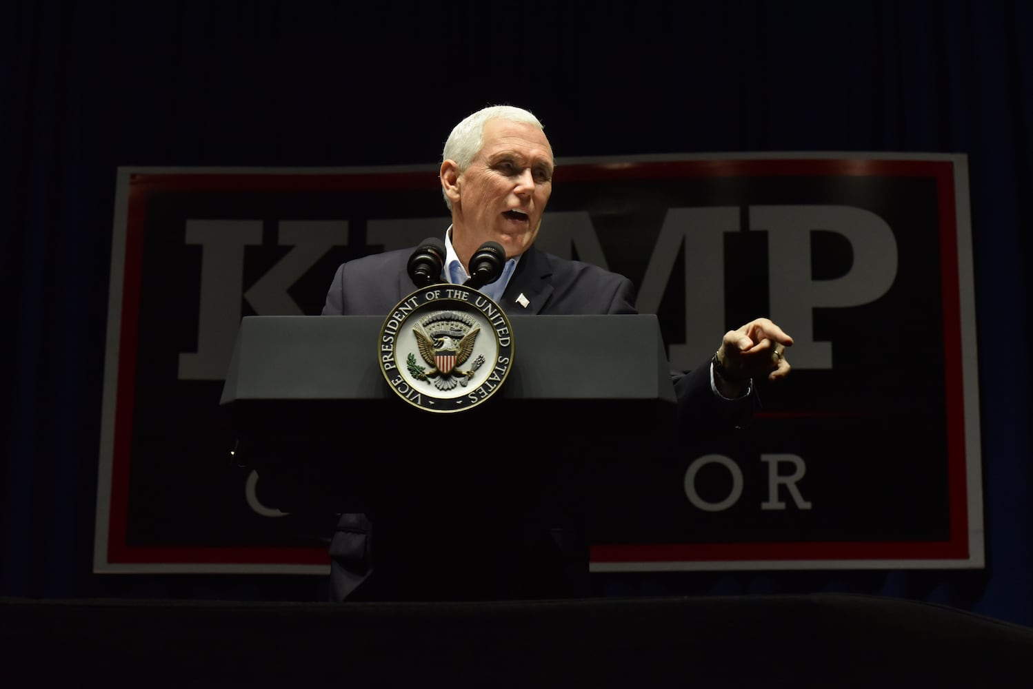 Photos: Mike Pence campaigns with Brian Kemp