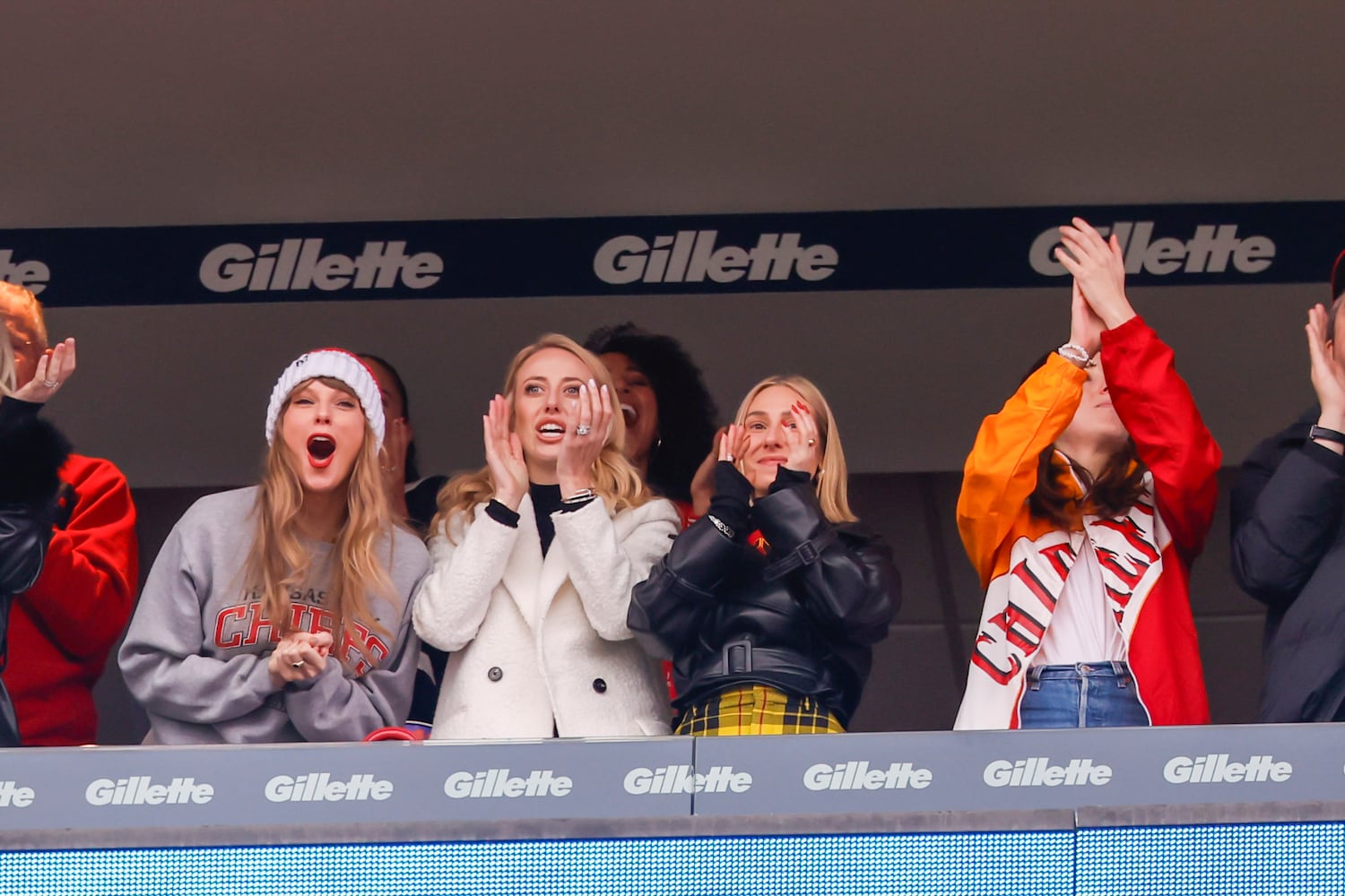 Taylor swift at Chiefs games