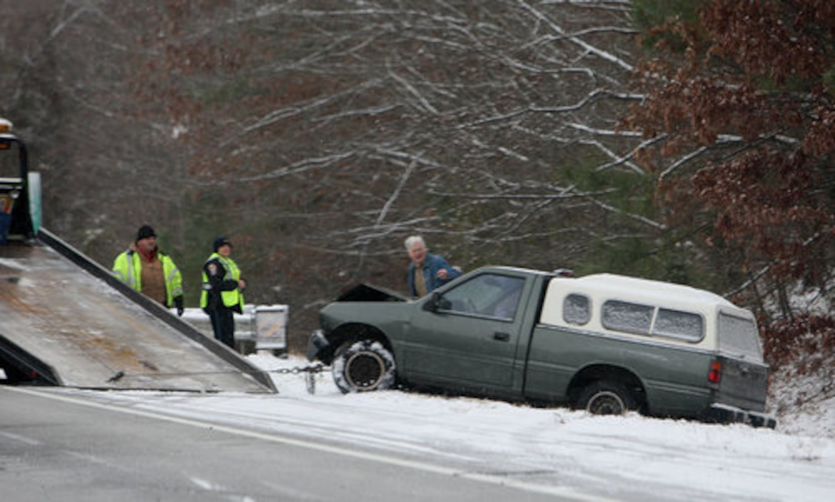 Atlanta weather: Snowy roads