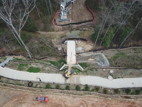 A giant crane delivered the bridge in three parts. (Photo: City of Dunwoody)