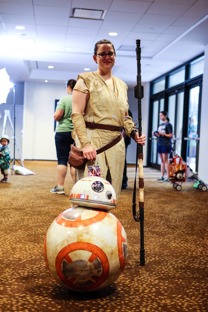 Dragon Con fans