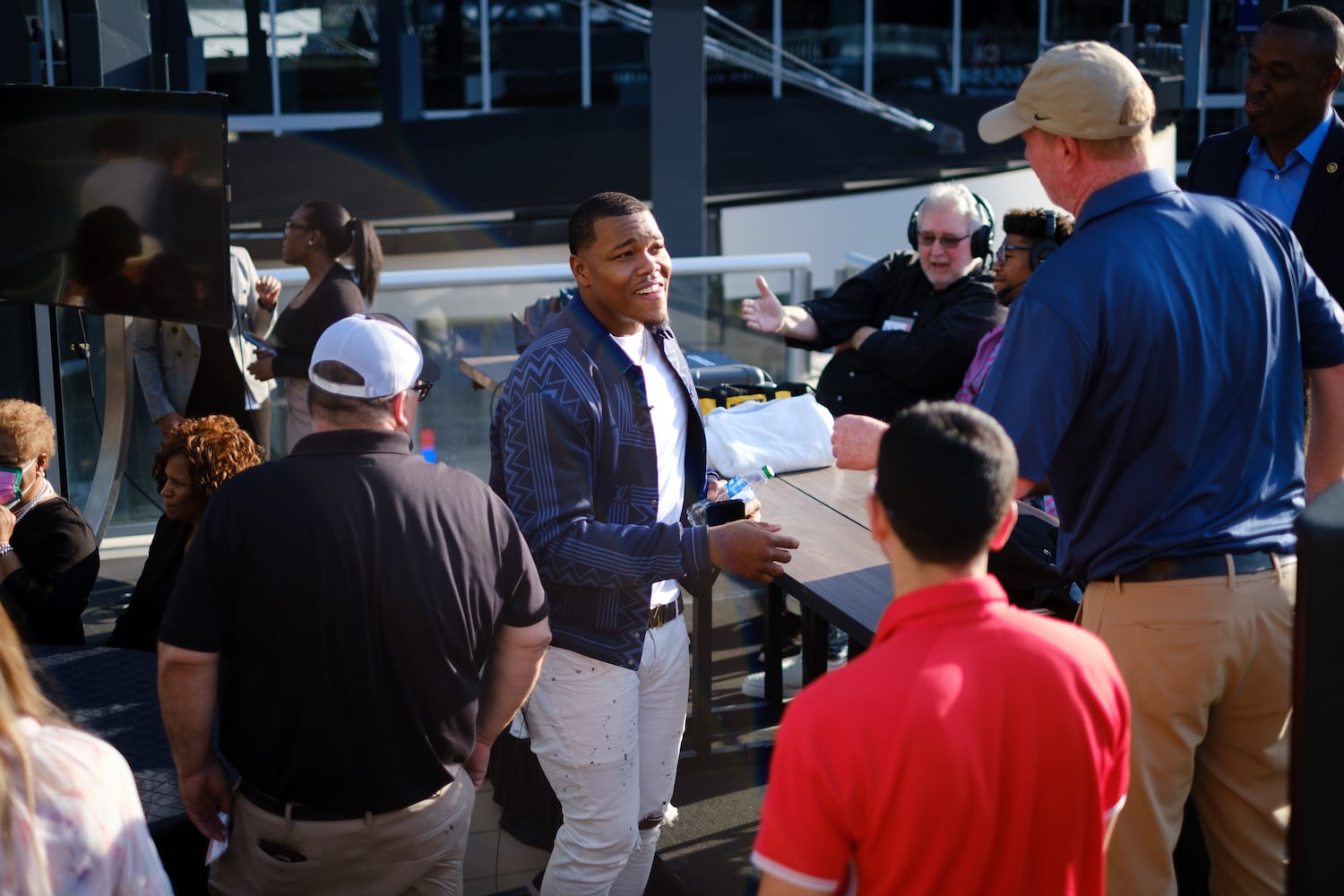 Georgia's Travon Walker selected in the first round of the NFL draft 