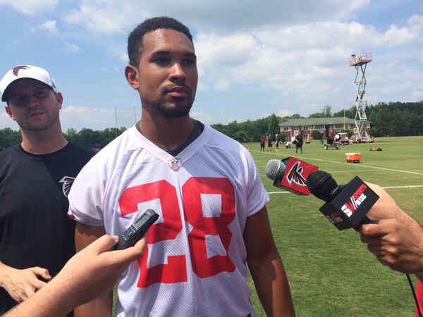 Falcons rookie Akeem King is one of the five rookies that have signed his contract with the team. (D. Orlando Ledbetter/dledbetter@ajc.com)