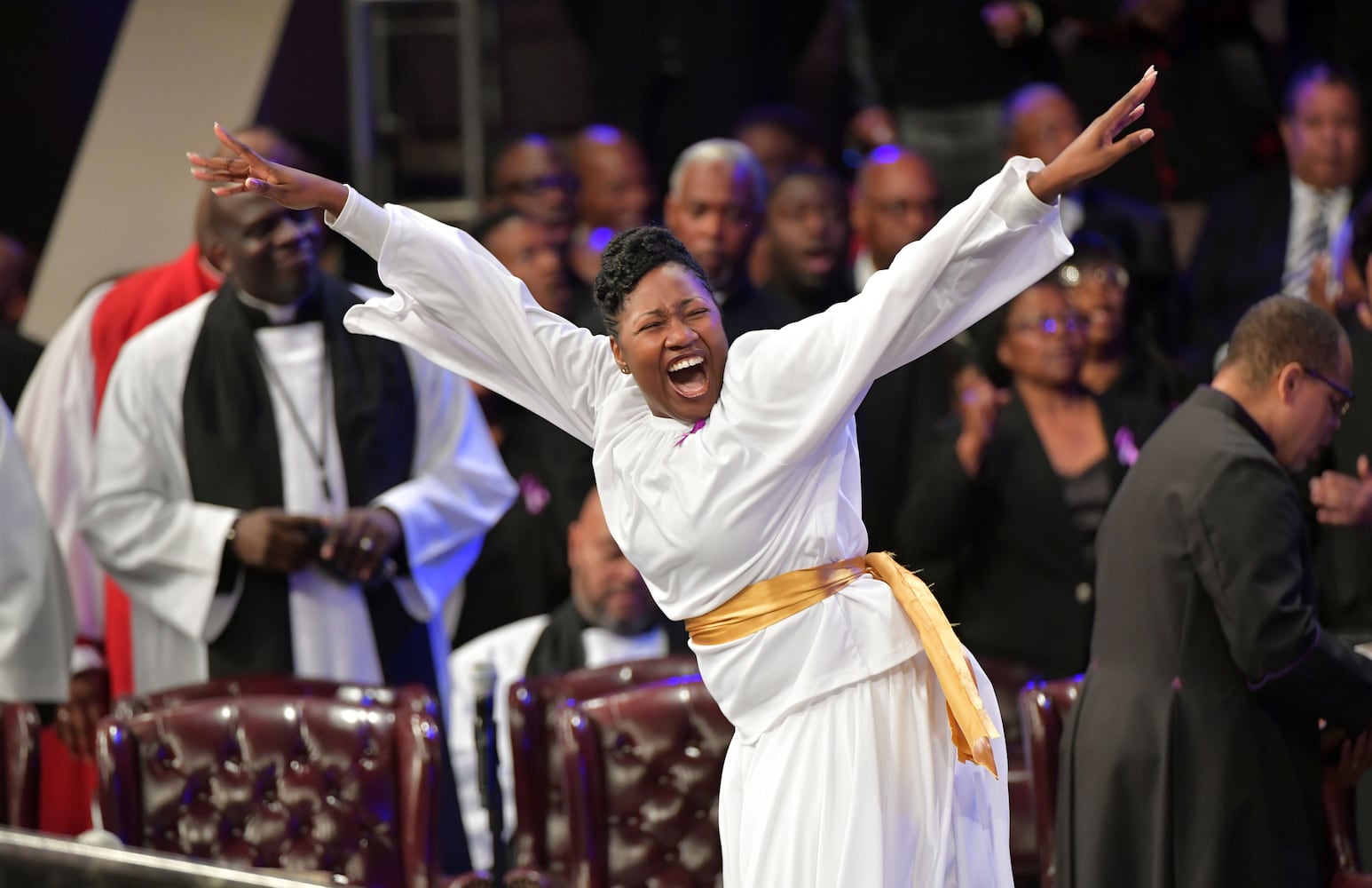 Mourners attend Bishop Eddie Long's funeral service