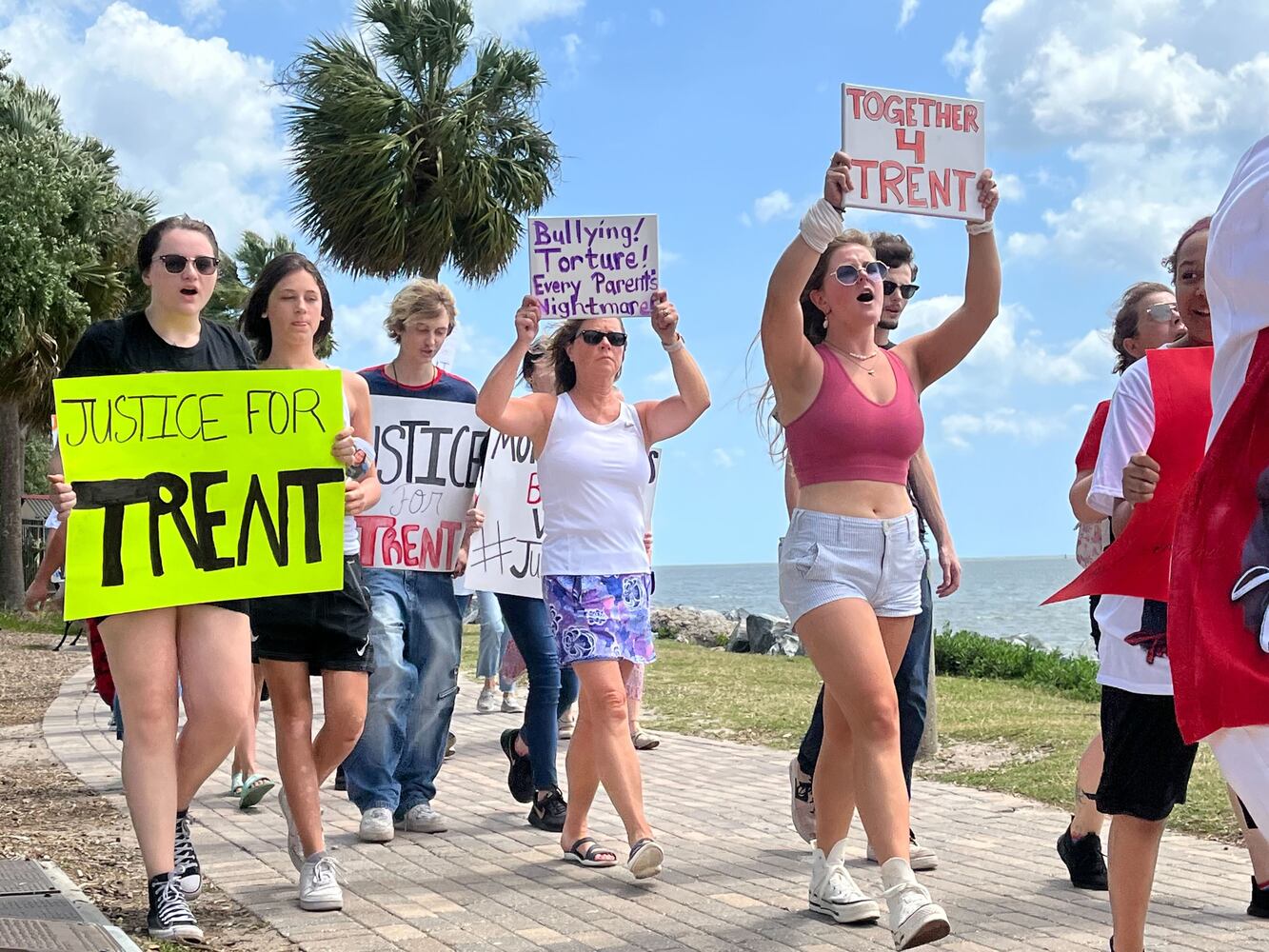 St Simons rally Trent