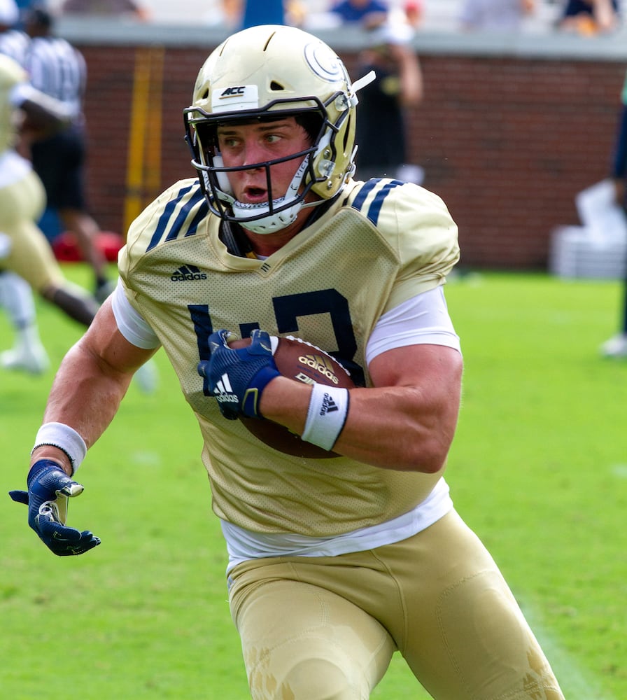 Photos: Fan day at Georgia Tech