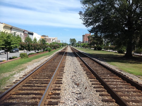 The railroad tracks in Rocky Mount divide the city and also the poor and black from the wealthy and white. ERNIE SUGGS / ernie.suggs@ajc.com