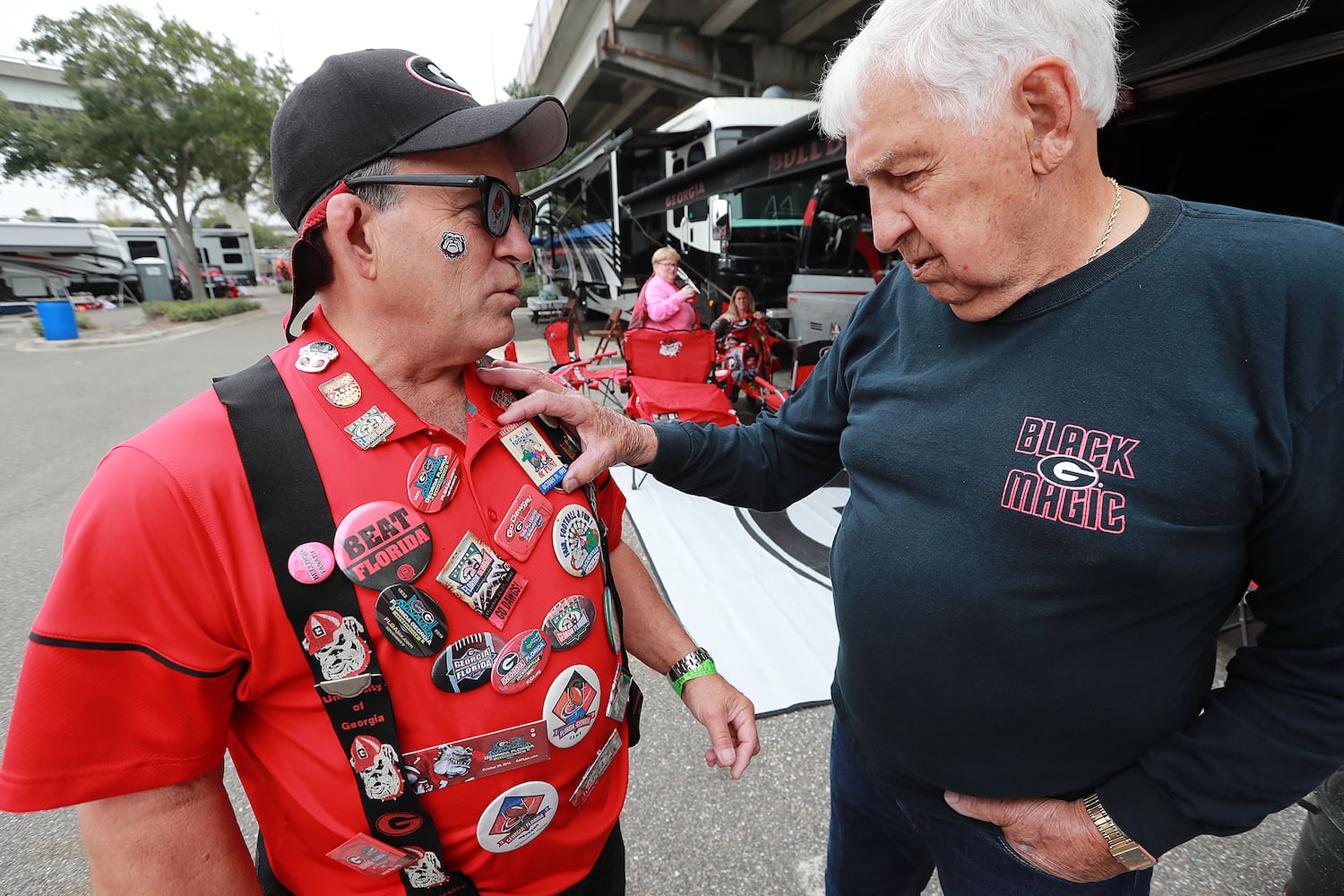 Photos: The scene at the Georgia-Florida game Friday