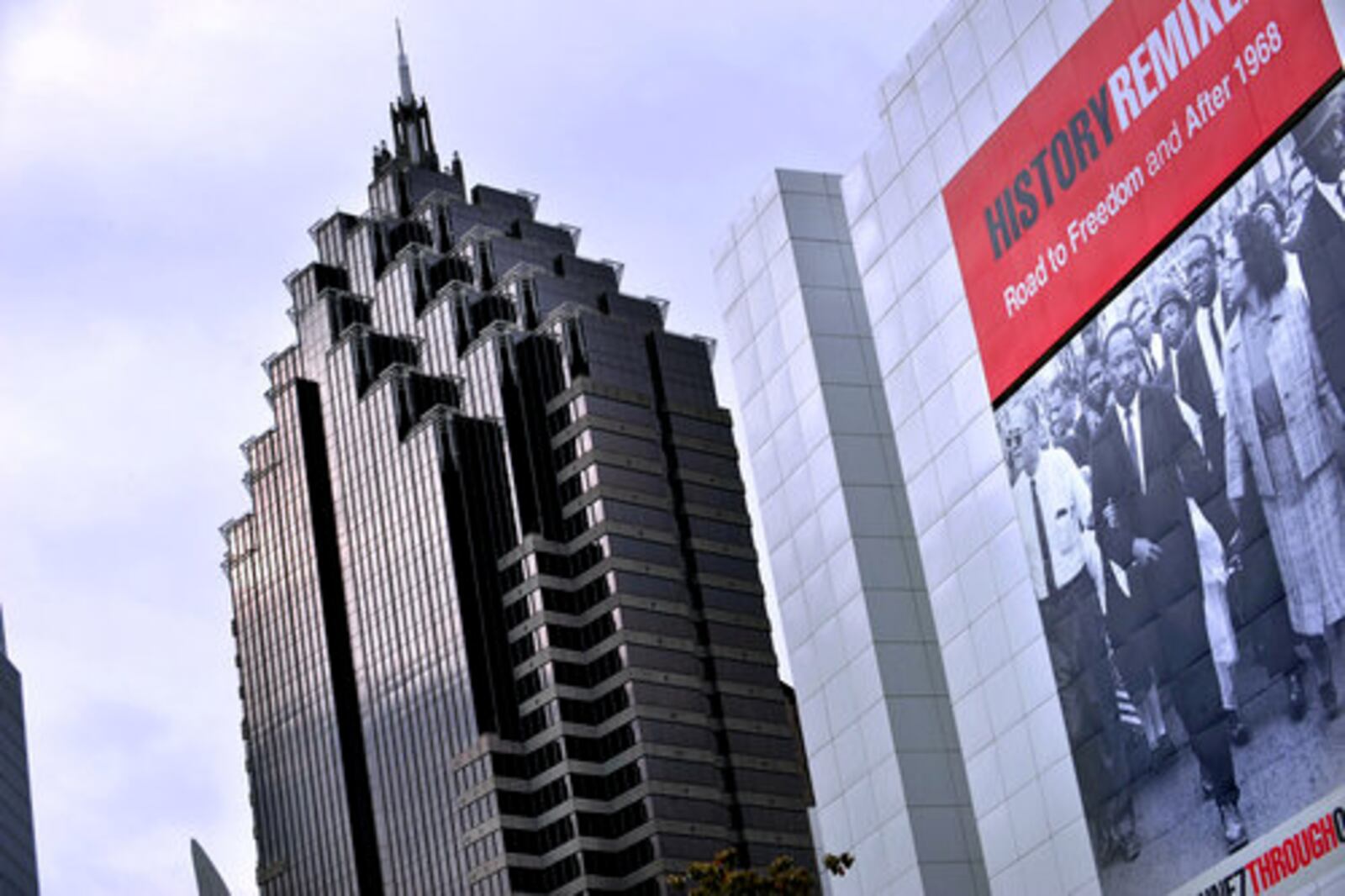 7. The Promenade II at 1230 Peachtree St. in Midtown is 691 feet tall with 40 floors and was finished in 1989. Two other taller towers in the same style of Promenade were supposed to be built adjacent to it. But the sinking economy in the early 1990s scuttled those plans.