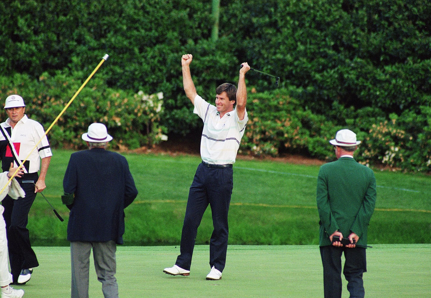 Nick Faldo defends title